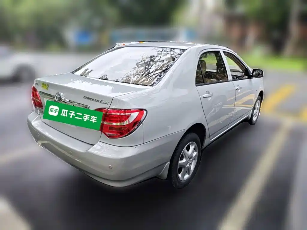 Toyota Corolla — миниатюра 4