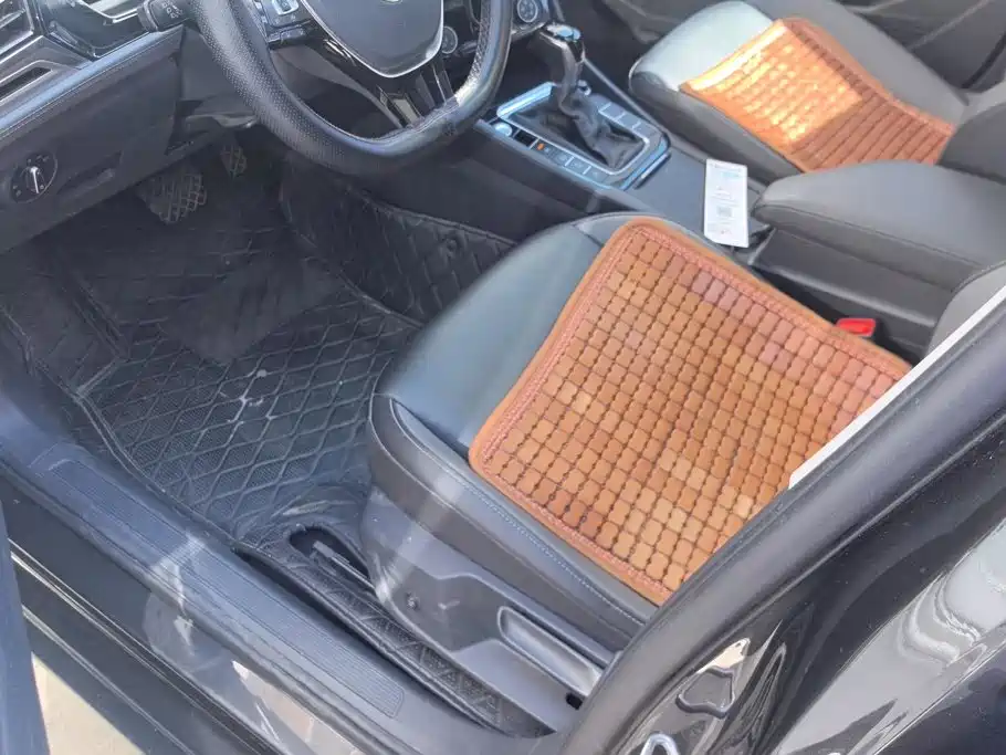 Volkswagen Sagitar — миниатюра 9
