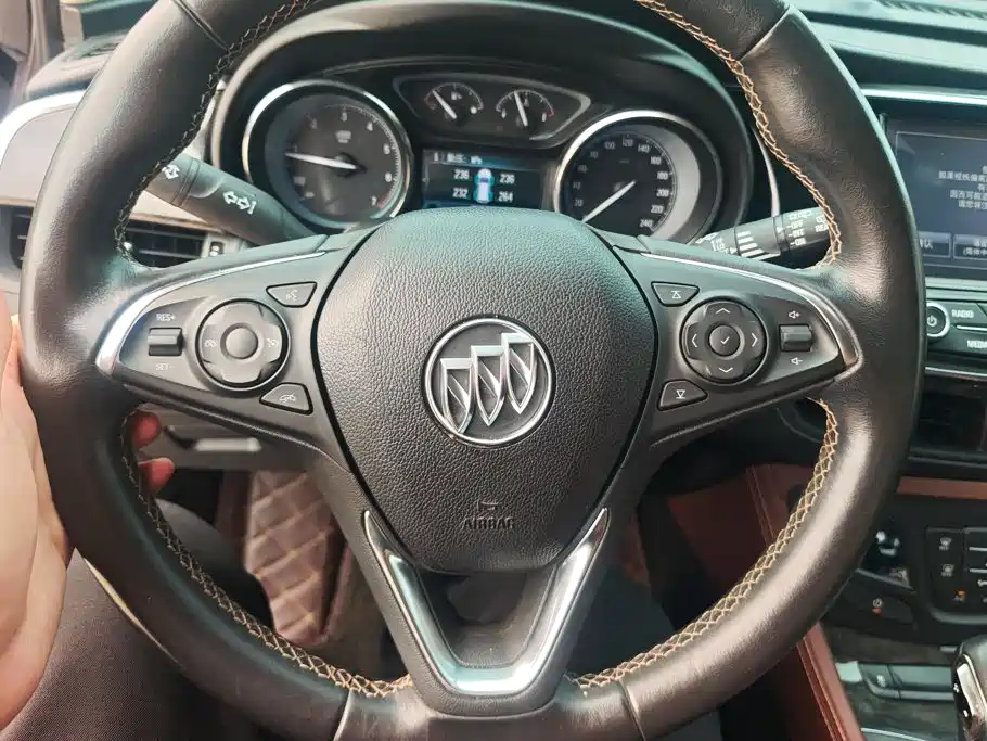 Buick Envision Plus — миниатюра 15