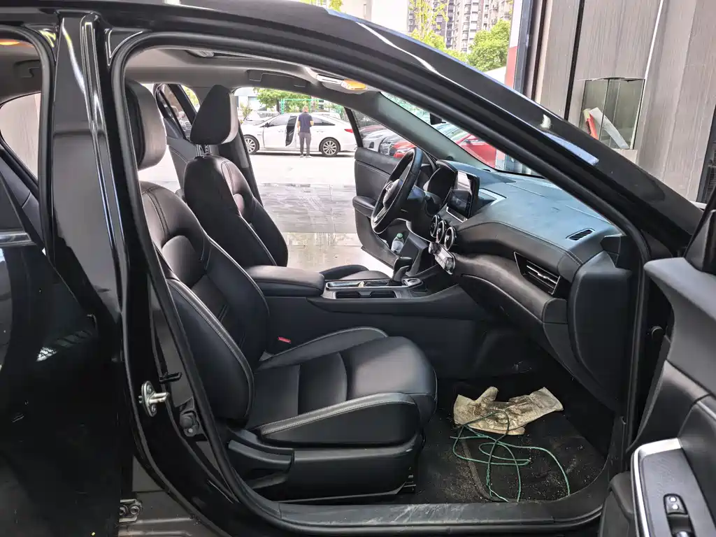 Nissan Sylphy — миниатюра 15