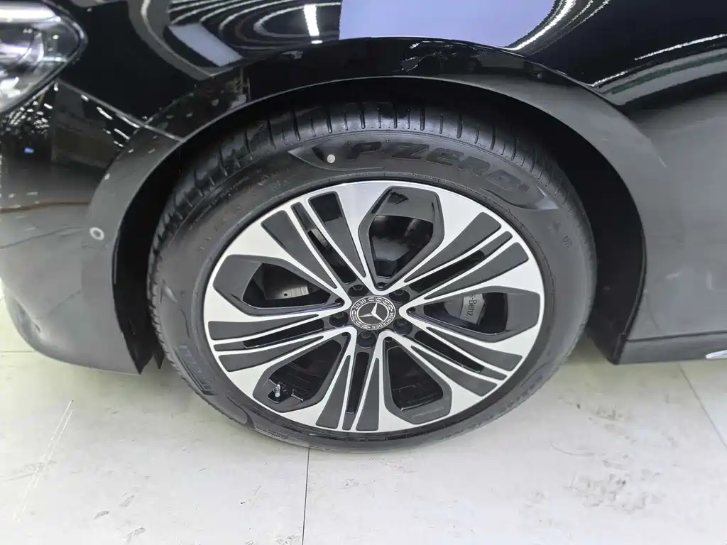 Mercedes-Benz E-Class New Energy — миниатюра 20