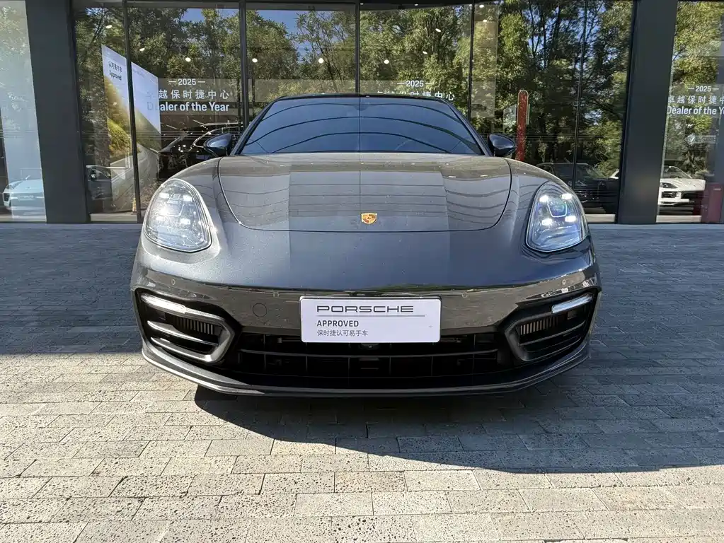 Porsche Panamera — миниатюра 2