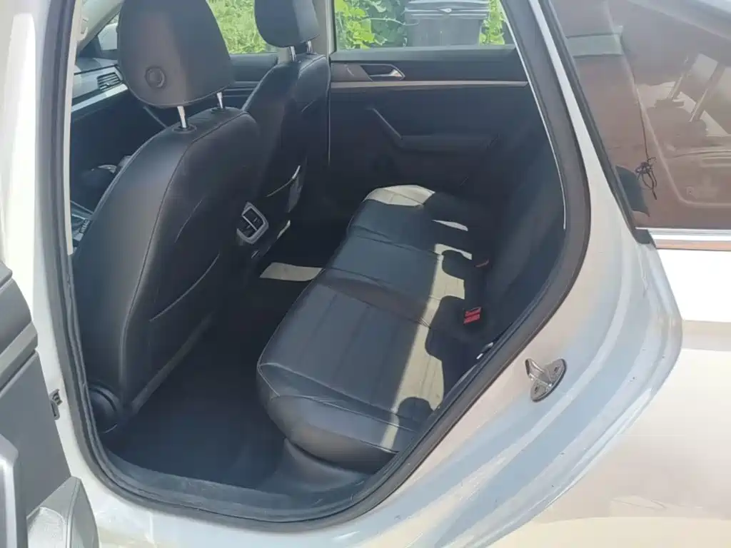 Volkswagen Lavida — миниатюра 17