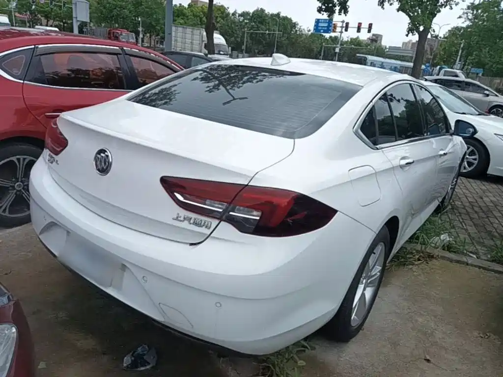 Buick Regal — миниатюра 7