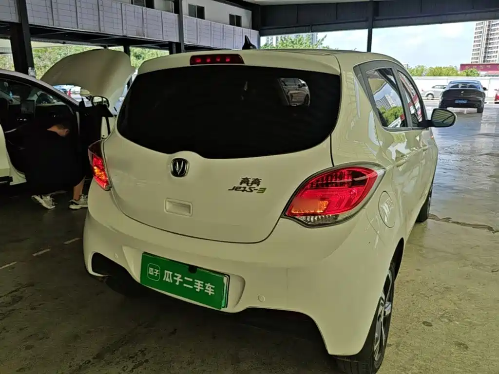 Changan Benben E-Star — миниатюра 7