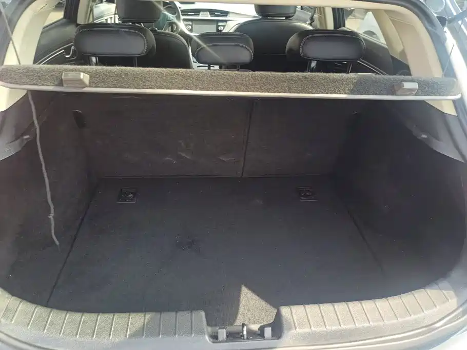 Geely Emgrand GS — миниатюра 4
