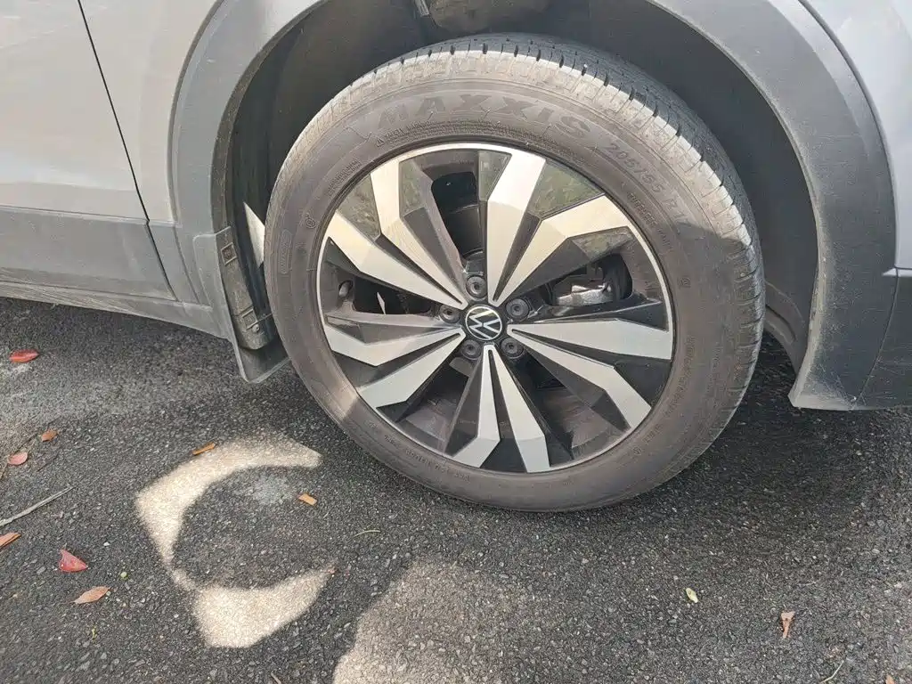 Volkswagen Tharu — миниатюра 8