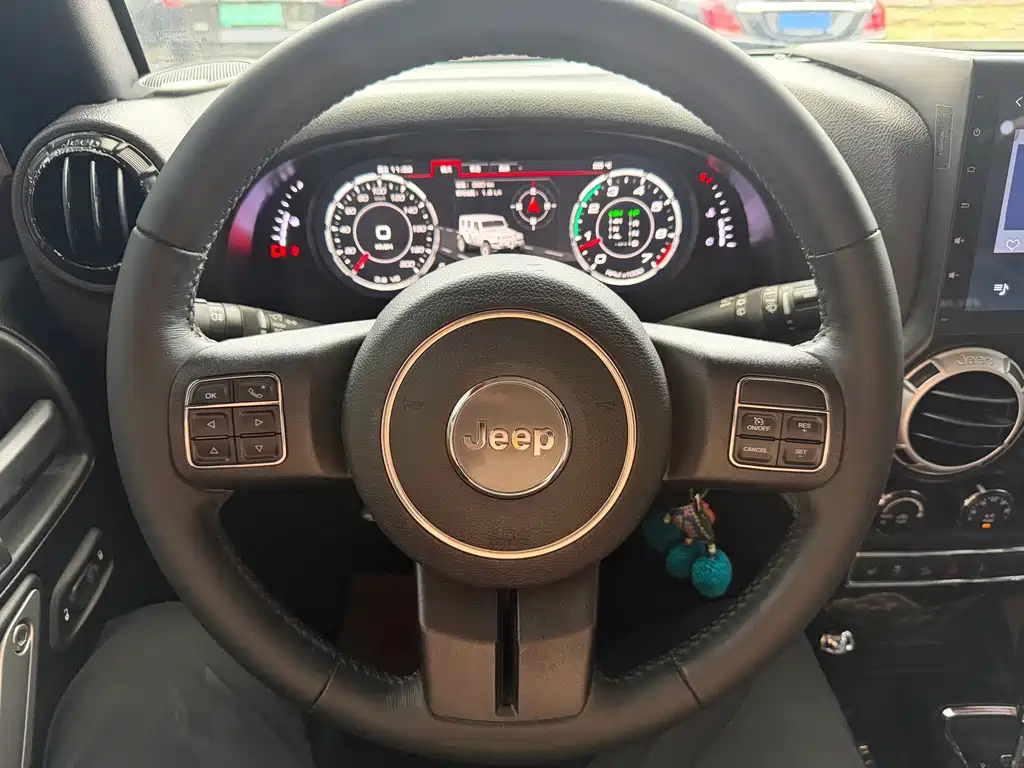 Jeep Wrangler — миниатюра 14
