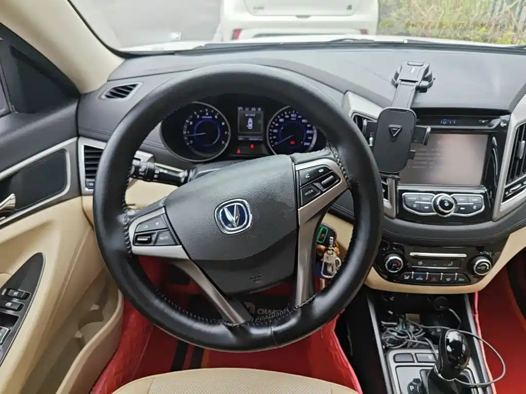 Changan Eado — миниатюра 6
