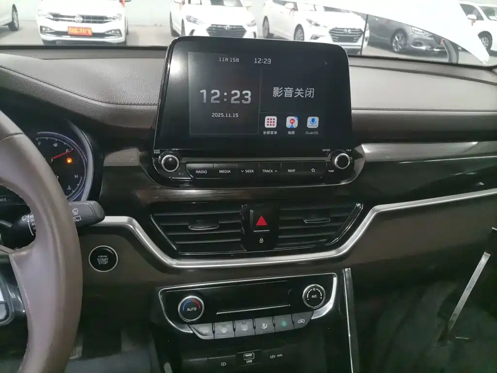 Kia Sportage — миниатюра 13
