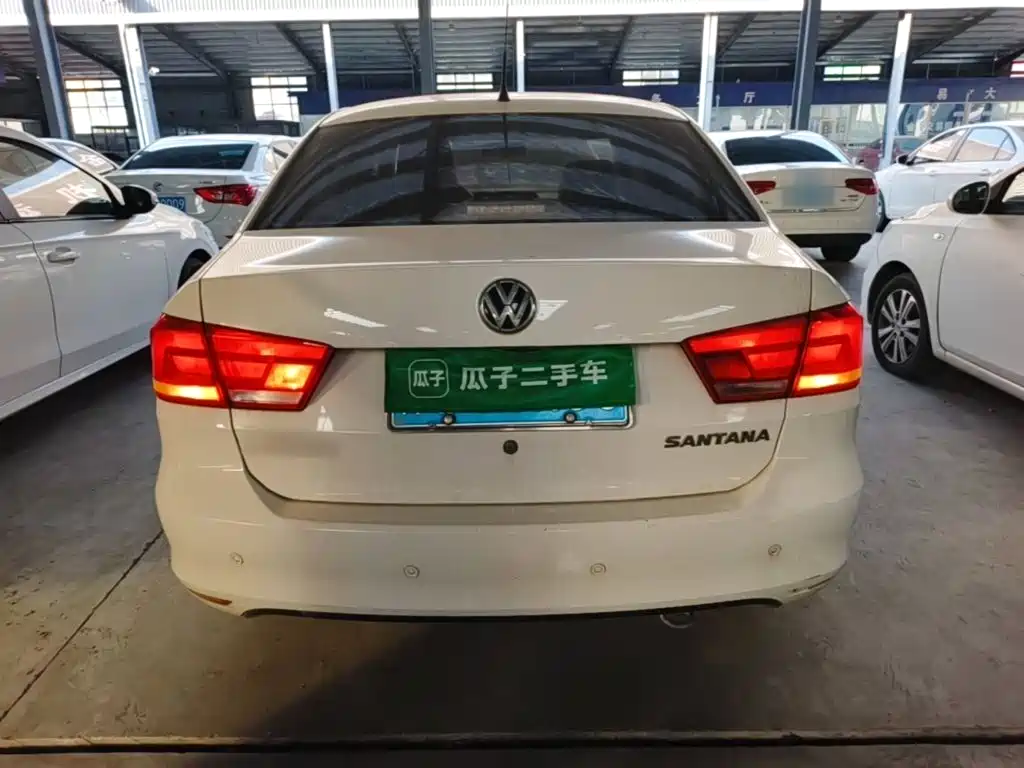 Volkswagen Santana — миниатюра 6