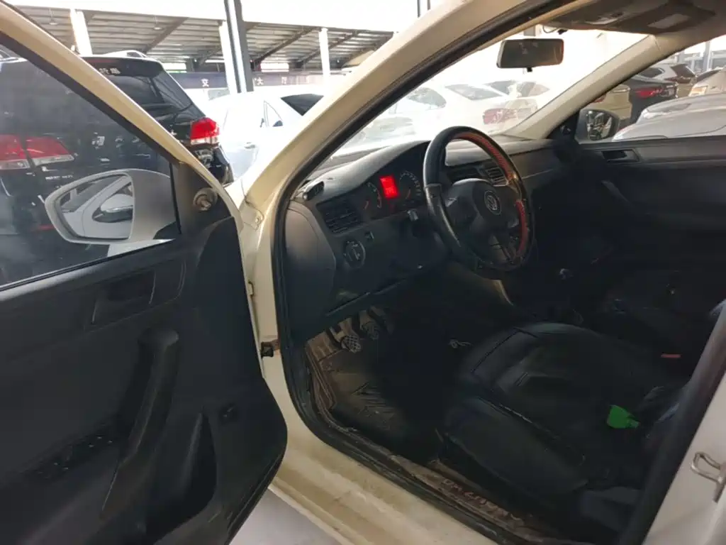 Volkswagen Santana — миниатюра 16