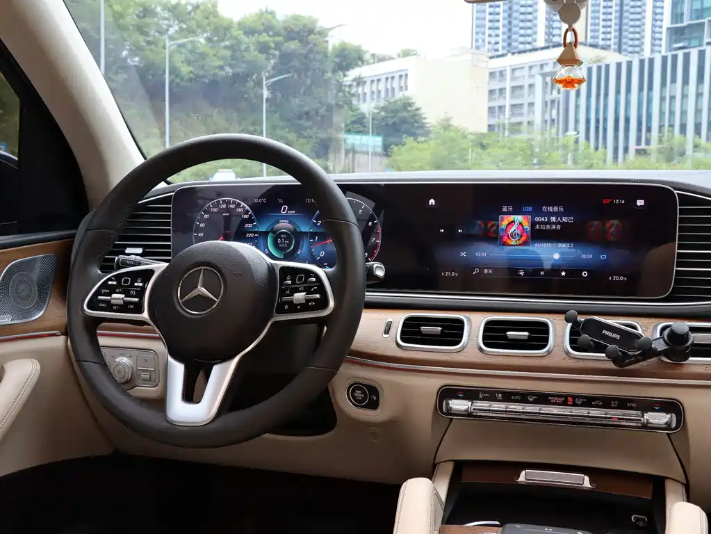 Mercedes-Benz GLE (Import) — миниатюра 15