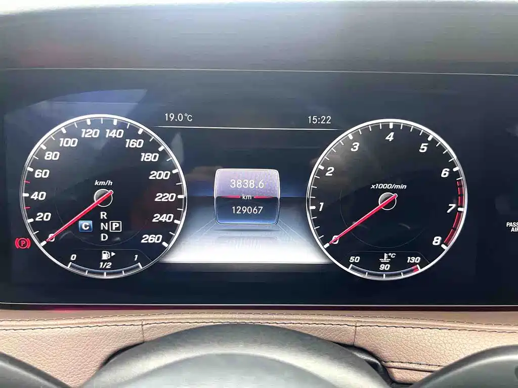 Mercedes-Benz S-Class — миниатюра 4