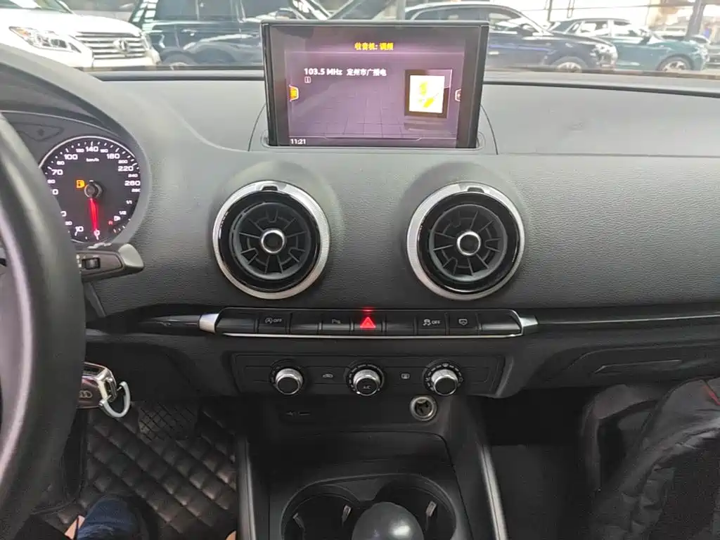 Audi A3 — миниатюра 13