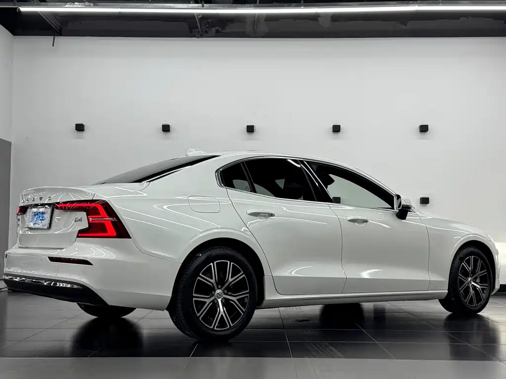 Volvo S60 — миниатюра 15