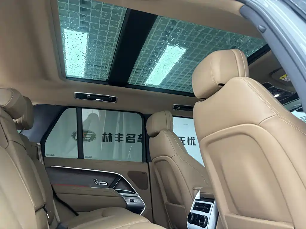 Land Rover Range Rover — миниатюра 27