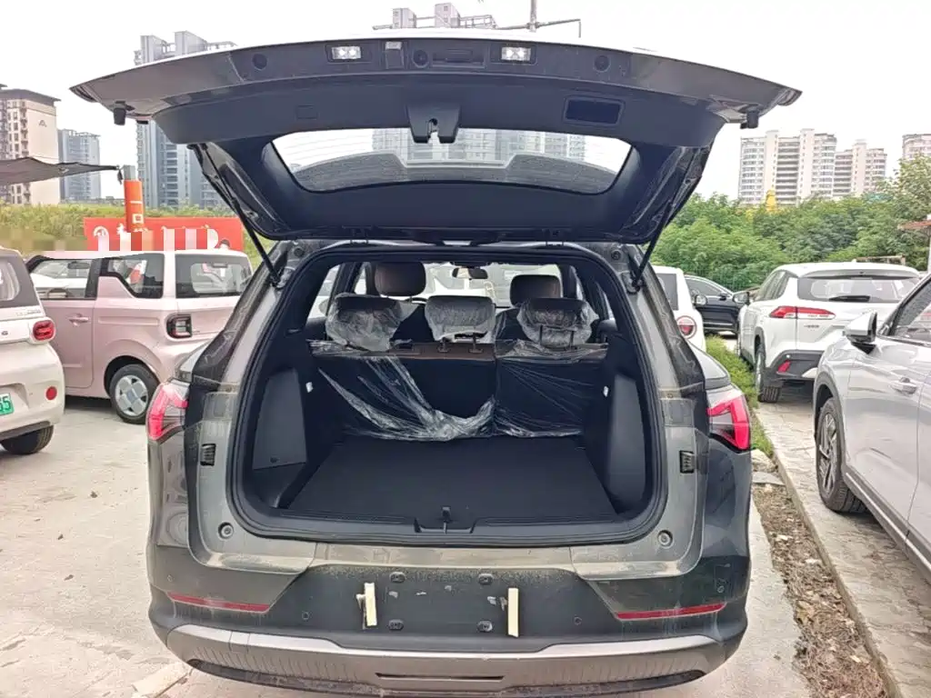 Wuling Xingguang S — миниатюра 19