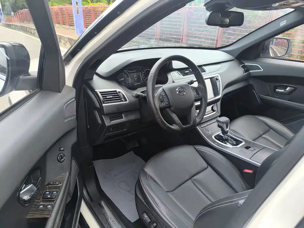 Landwind Landwind X7 — миниатюра 8