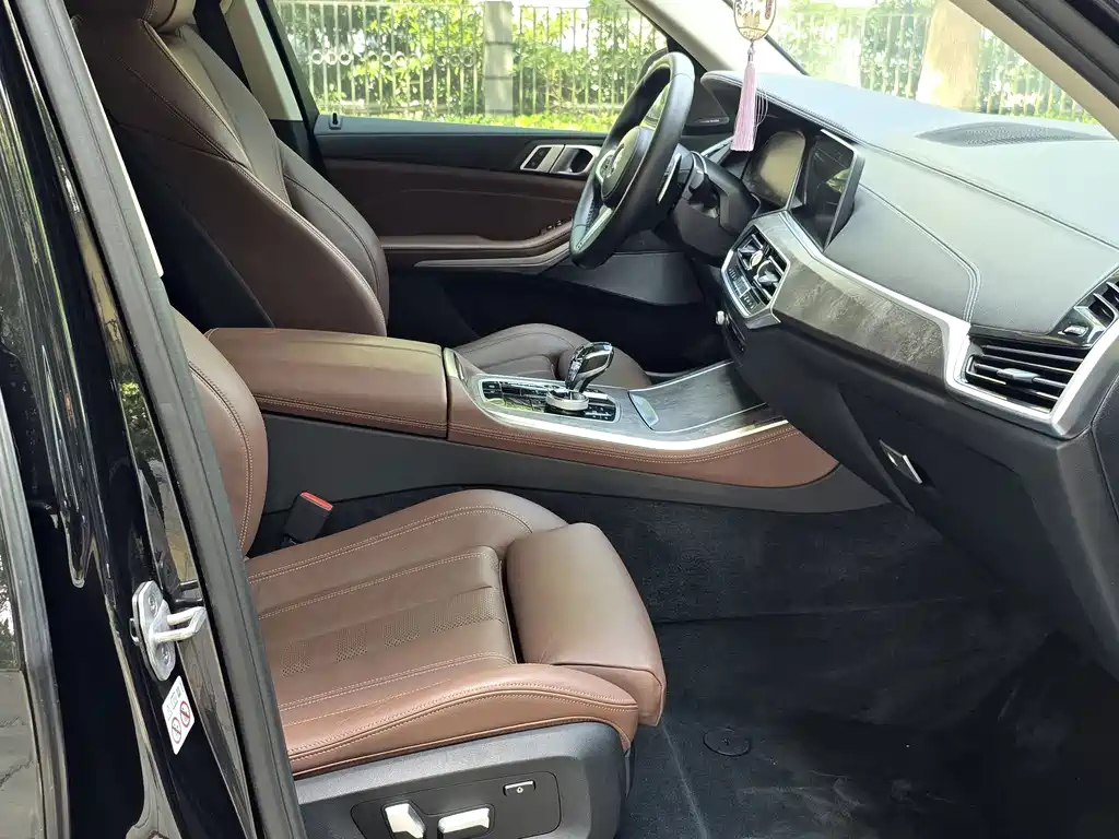 BMW X5 (Import) — миниатюра 15
