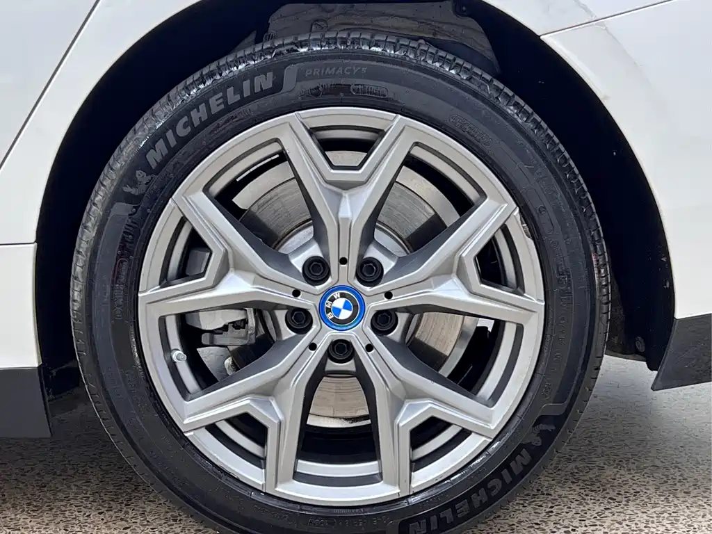 BMW i3 — миниатюра 9