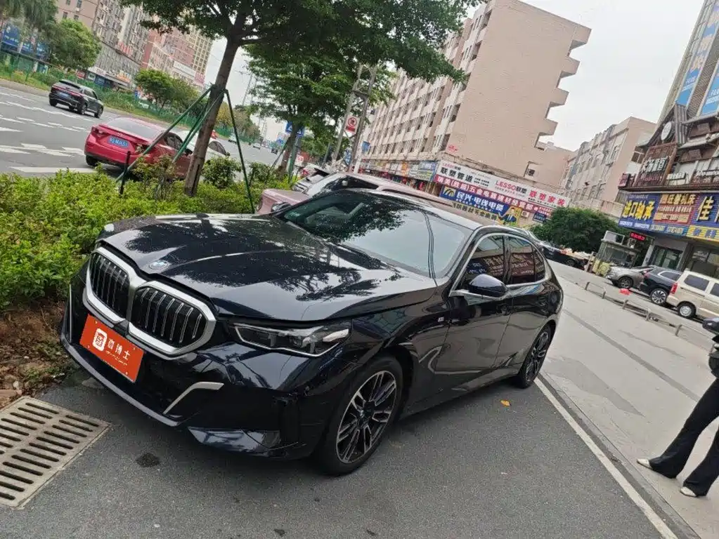 BMW 5 Series 2024