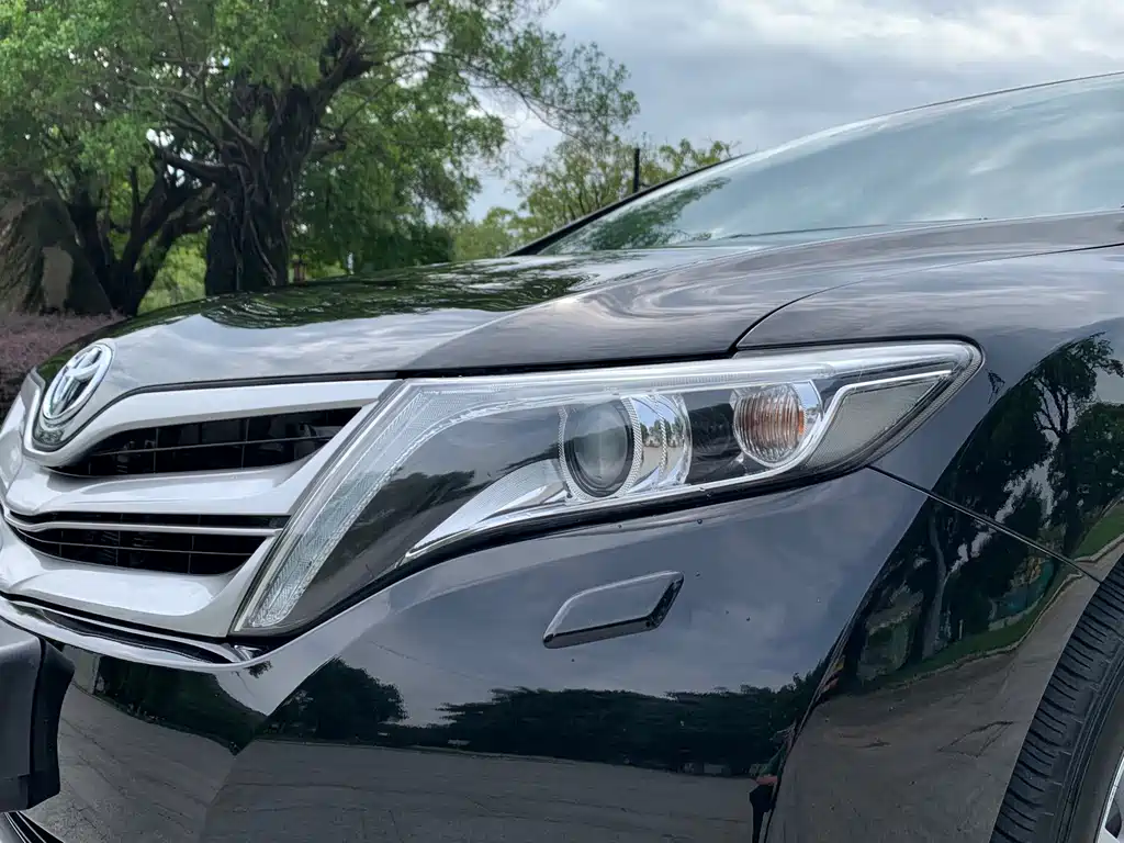 Toyota Venza (Import) — миниатюра 11