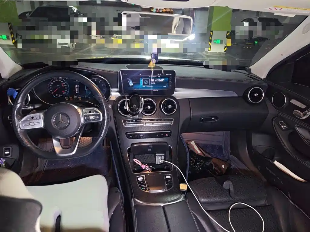 Mercedes-Benz C-Class — миниатюра 10
