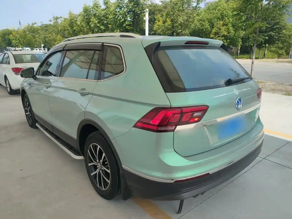 Volkswagen Tiguan L — миниатюра 5