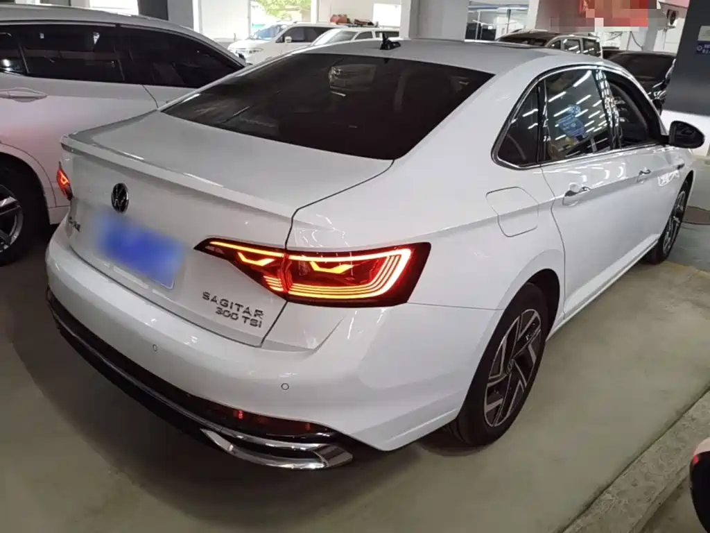 Volkswagen Sagitar — миниатюра 7