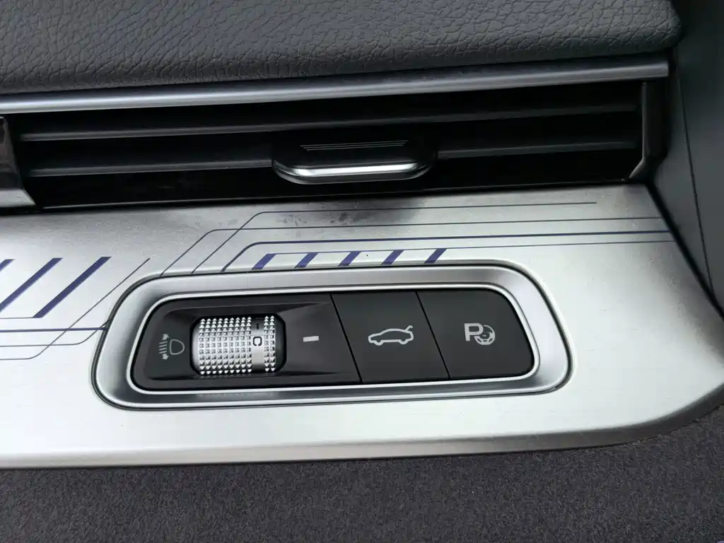 Geely Xingrui — миниатюра 14