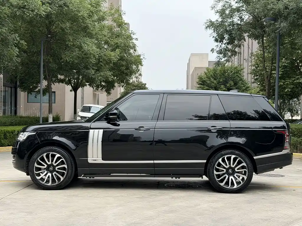 Land Rover Range Rover — миниатюра 15