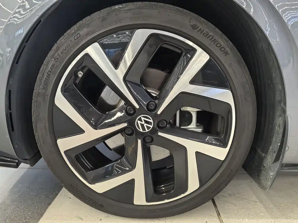 Volkswagen ID.3 — миниатюра 13
