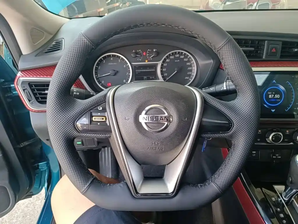 Nissan Bluebird — миниатюра 11