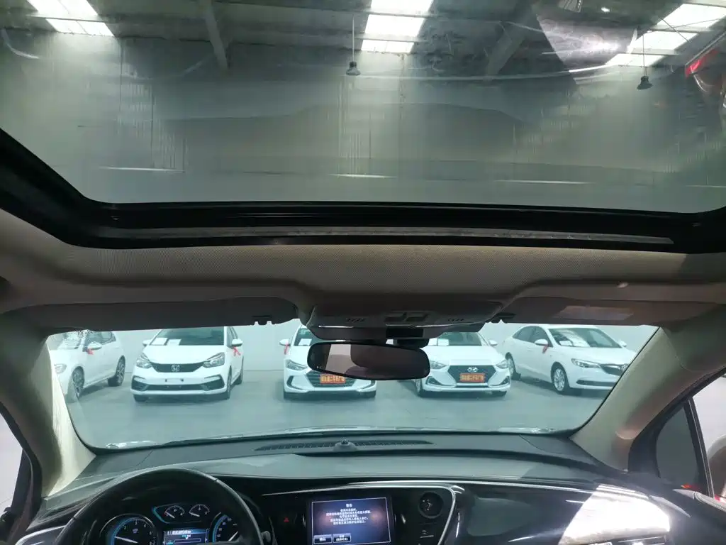 Buick Envision Plus — миниатюра 18