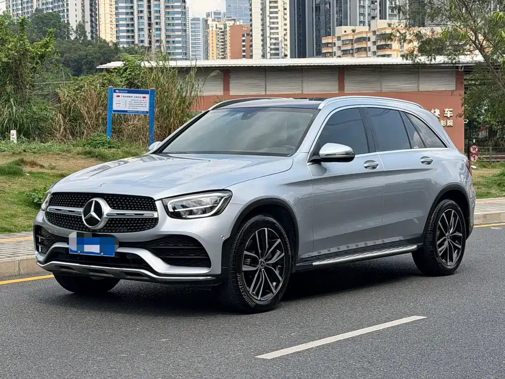 Mercedes-Benz GLC 2023
