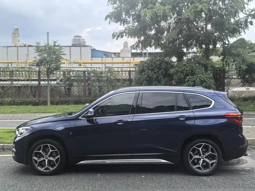 BMW X1 New Energy — миниатюра 4