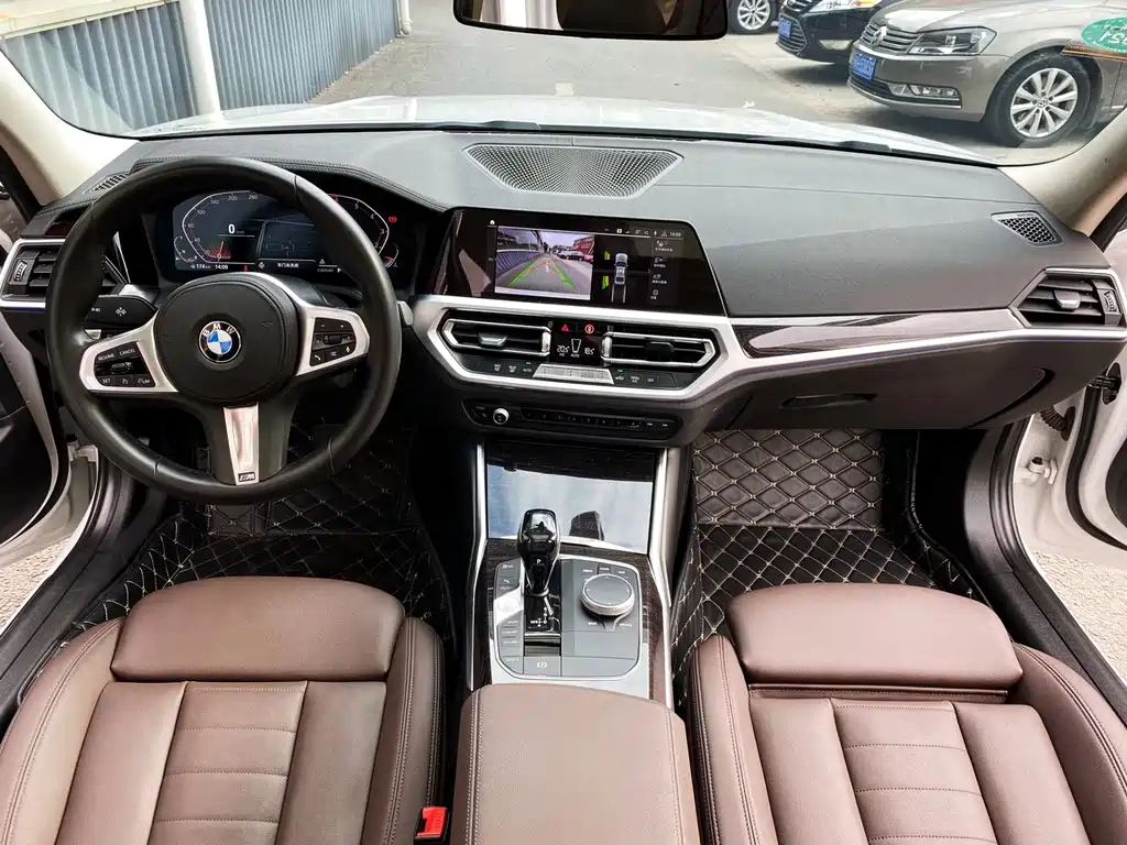 BMW 3 Series — миниатюра 7