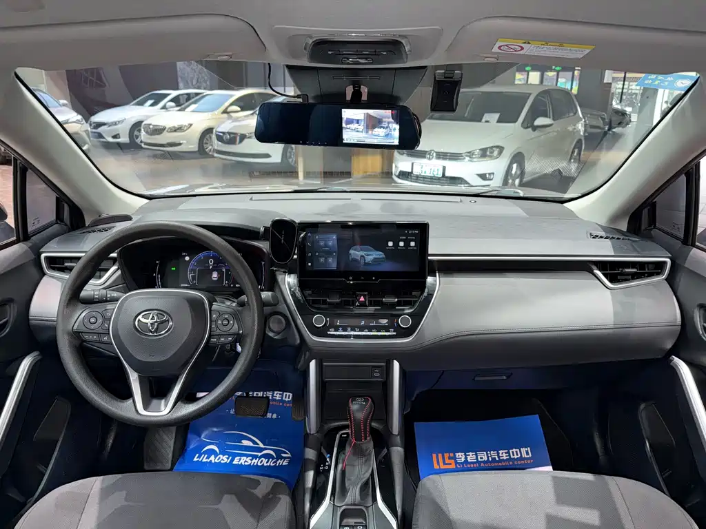 Toyota Frontlander — миниатюра 9
