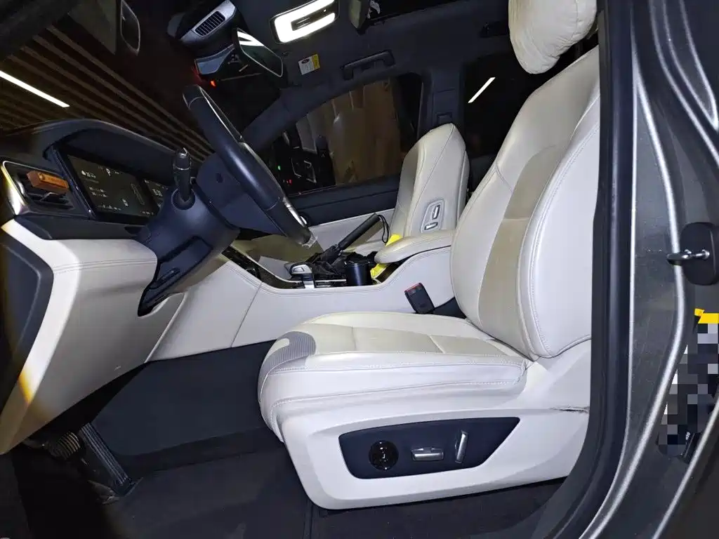 Li Auto Li ONE — миниатюра 16