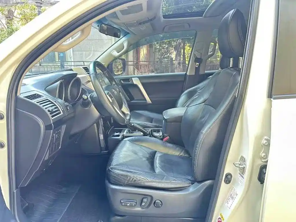 Toyota Prado — миниатюра 7