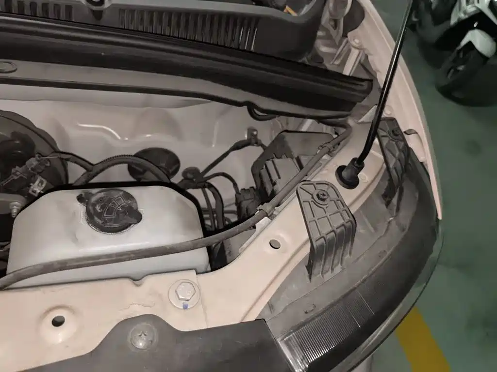 Wuling MINIEV — миниатюра 22