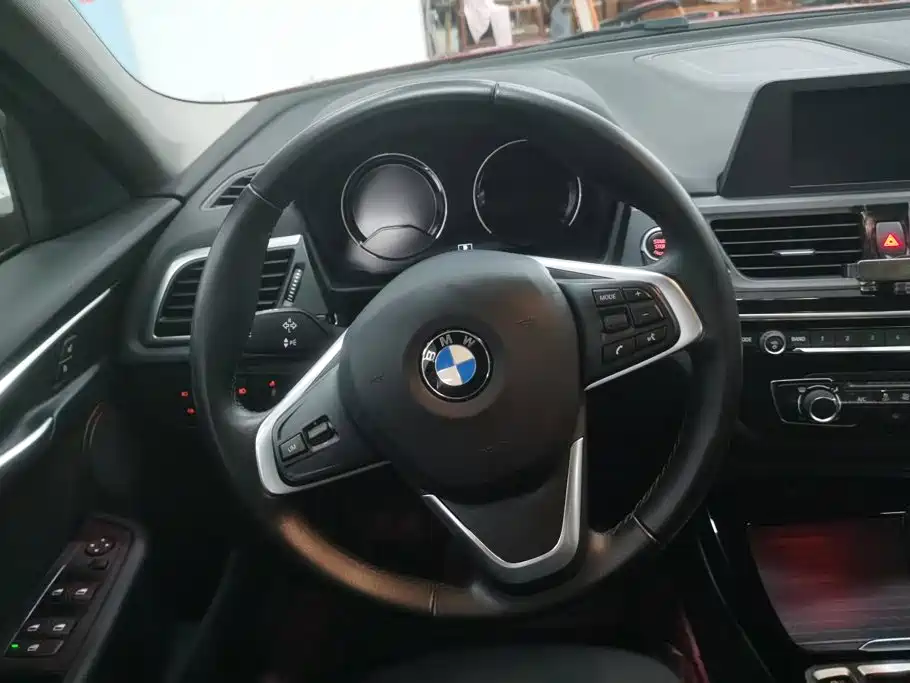 BMW 1 Series — миниатюра 14