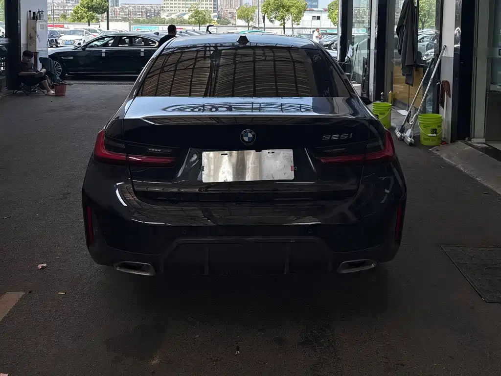 BMW 3 Series — миниатюра 10
