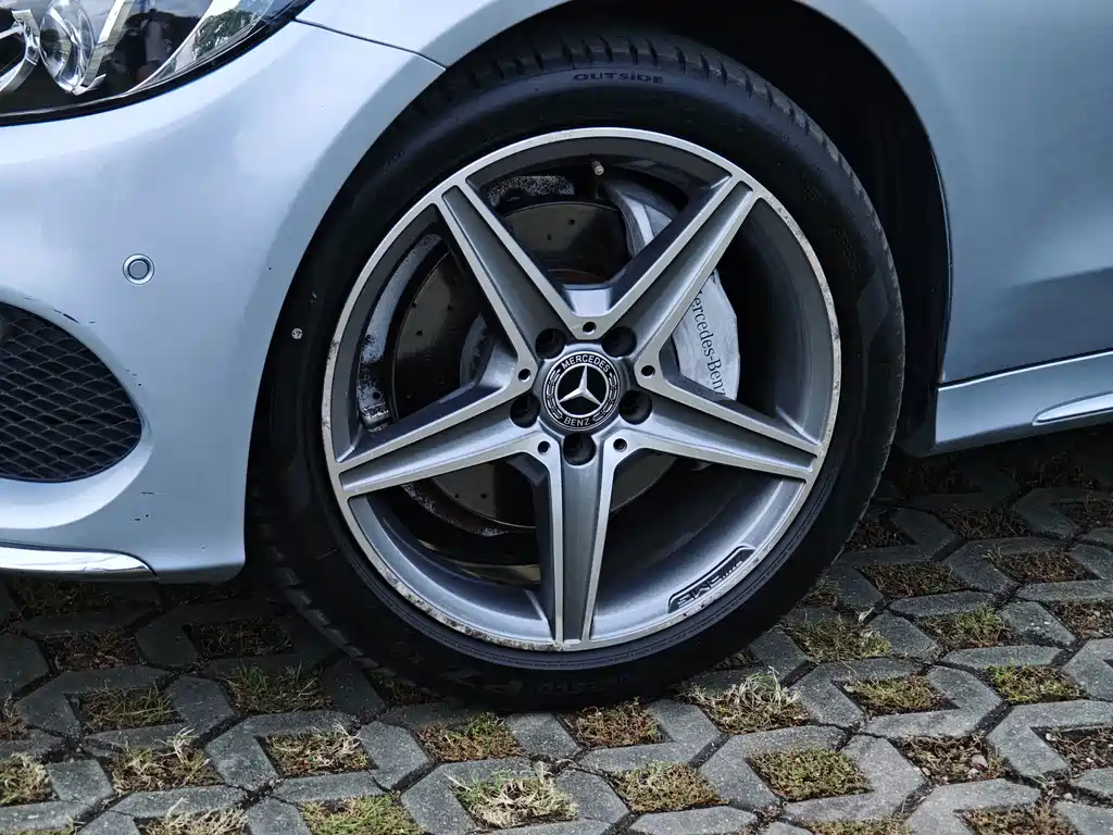 Mercedes-Benz C-Class (Import) — миниатюра 3