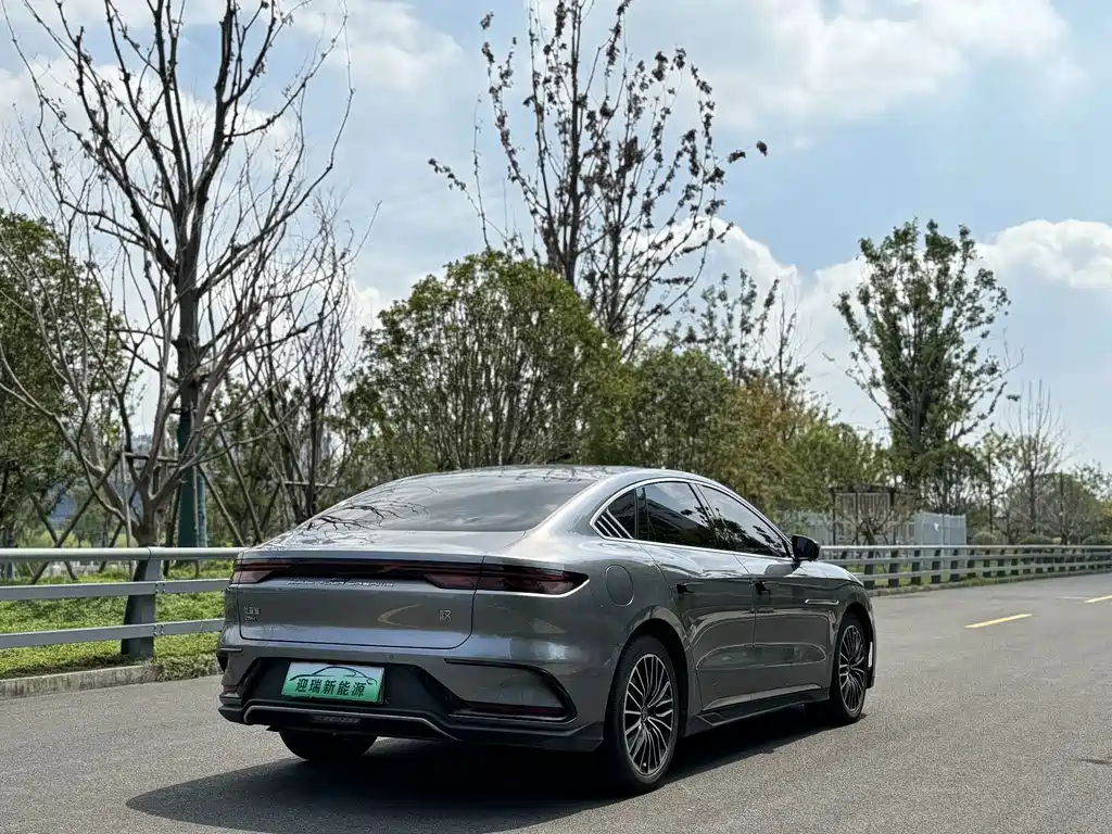 BYD Han — миниатюра 7