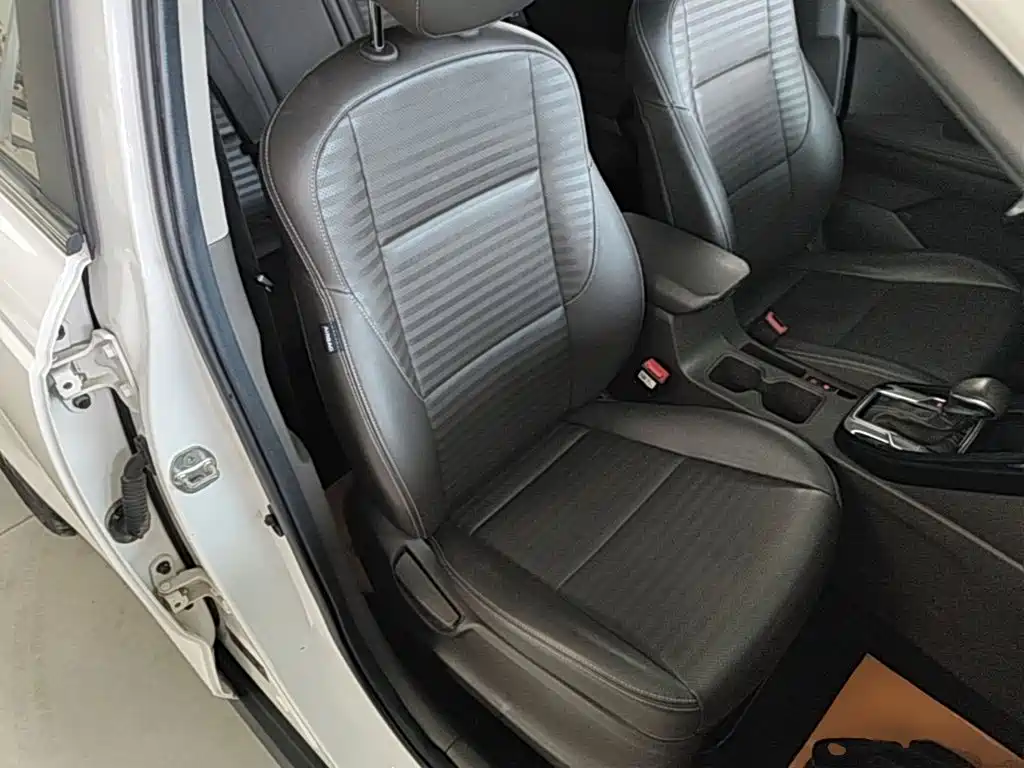 Kia Sportage — миниатюра 25