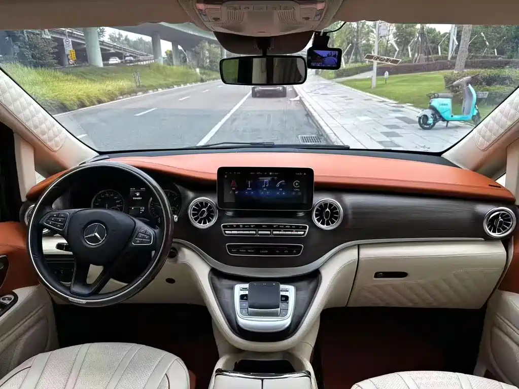 Mercedes-Benz Vito — миниатюра 7
