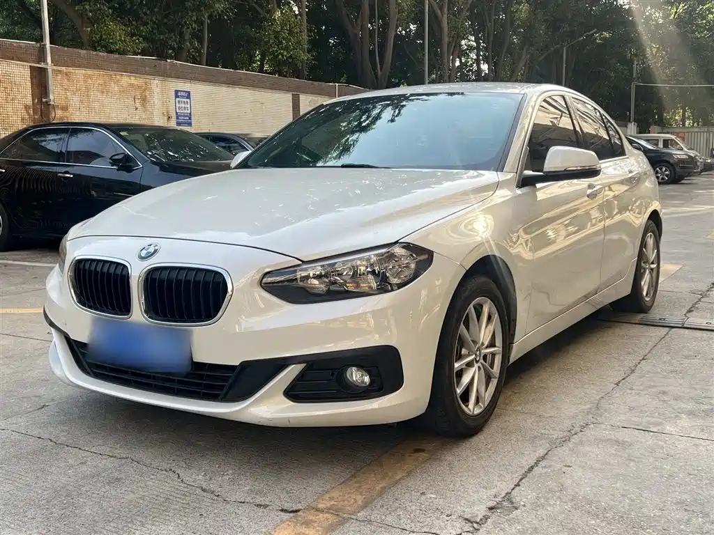 BMW 1 Series 2019