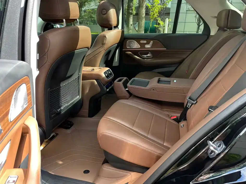 Mercedes-Benz GLE (Import) — миниатюра 9